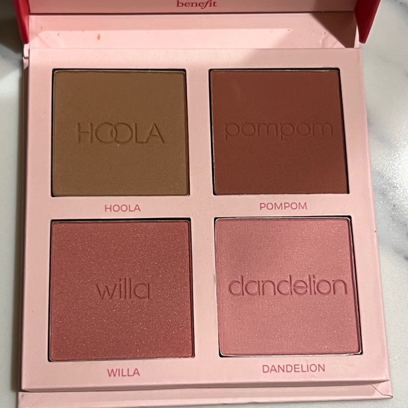 Benefit Cosmetics Cheeky Love Letter Blush and Bronzer Palette - Picture 4 of 9